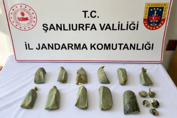 Şanlıurfa'da uyuşturucu operasyonunda 5,5 kilogram esrar ele geçirildi