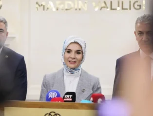 1,27 milyon çocuğa 25 milyar lira doğum yardımı ödemesi yapıldı 1,27 milyon çocuğa 25 milyar lira doğum yardımı ödemesi yapıldı