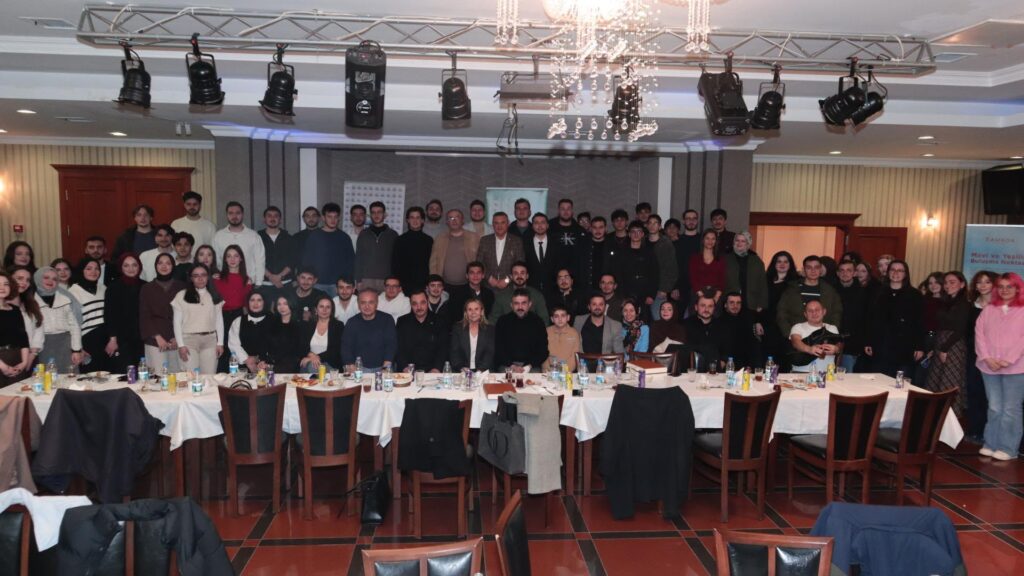 RİDEF Gençlik Kolları, Ankara’ya gelen Rizeli üniversitelileri yalnız bırakmıyor