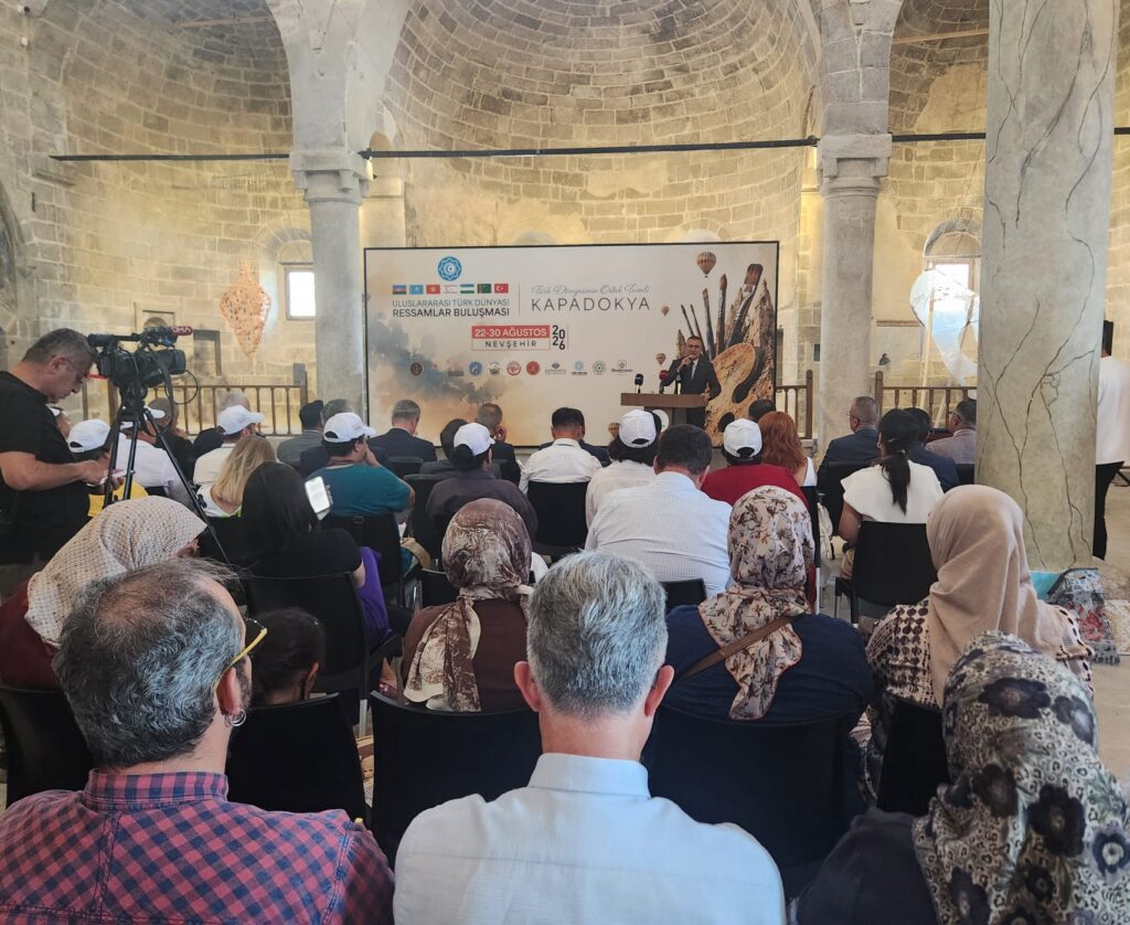 Türk Dünyası Ressamları Kapadokya'da buluştu