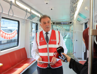 İBB’den Kadıköy-Sabiha Gökçen hattına 100 yeni metro İBB’den Kadıköy-Sabiha Gökçen hattına 100 yeni metro