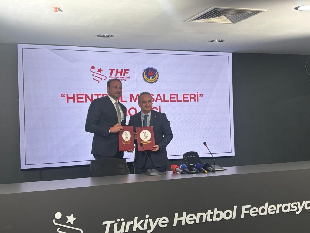 Hentbol Meşalesi Projesi ile genç sporculara hem eğitim hem spor desteği