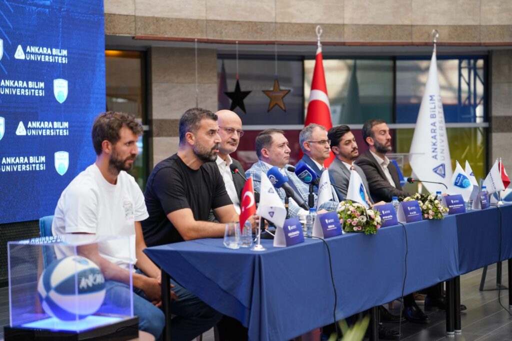 Ankara Bilim Üniversitesi ile Türk Telekom Basketbol Takımı arasında sponsorluk protokolü imzalandı