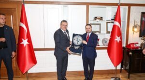 Bakan Gürlek’ten Trabzon Büyükşehir Belediyesi’ne Ziyaret