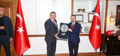 Bakan Gürlek’ten Trabzon Büyükşehir Belediyesi’ne Ziyaret