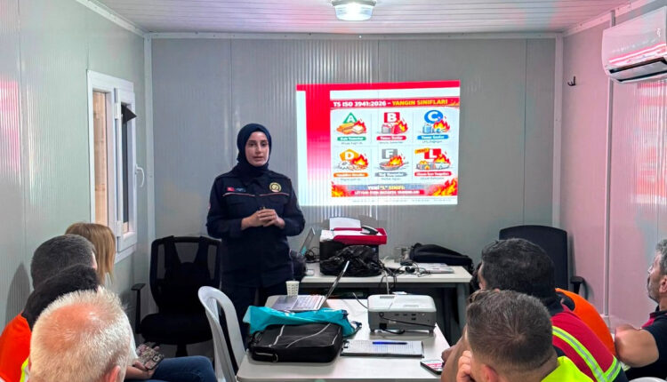 Kocaeli İtfaiyesi, sanayiyi acil durumlara hazırlıyor