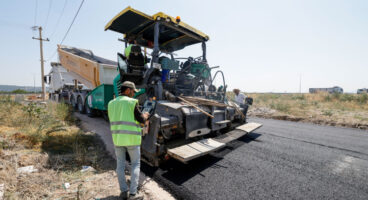 İzmir Bergama’da yollar yenileniyor