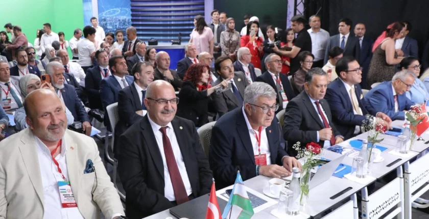 Taşkent’te Medya ve Eğitim Panelinde Geleceğin Medyası Ele Alındı