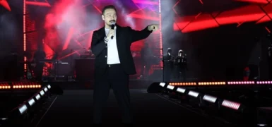 Konya’da Festival Coşkusu: Sinan Akçıl Sahne Aldı