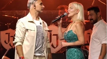 Ömür Gedik ve Doğuş’tan Unutulmaz Sahne Performansı