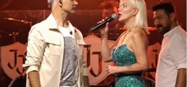 Ömür Gedik ve Doğuş’tan Unutulmaz Sahne Performansı