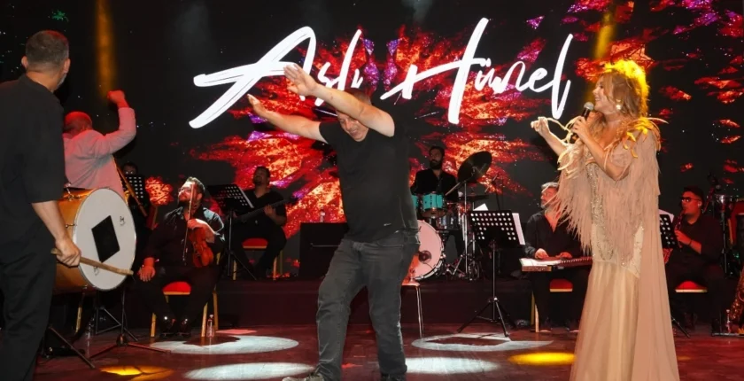 Uluslararası Bursa Festivali’nde Aslı Hünel Rüzgarı