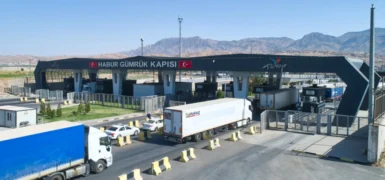 Habur Sınır Kapısı’nda 2026 TIR Çıkış Rekoru