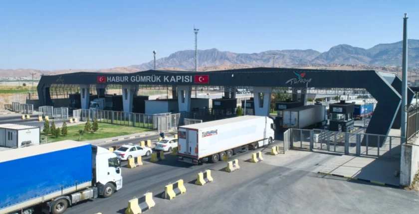 Habur Sınır Kapısı’nda 2026 TIR Çıkış Rekoru
