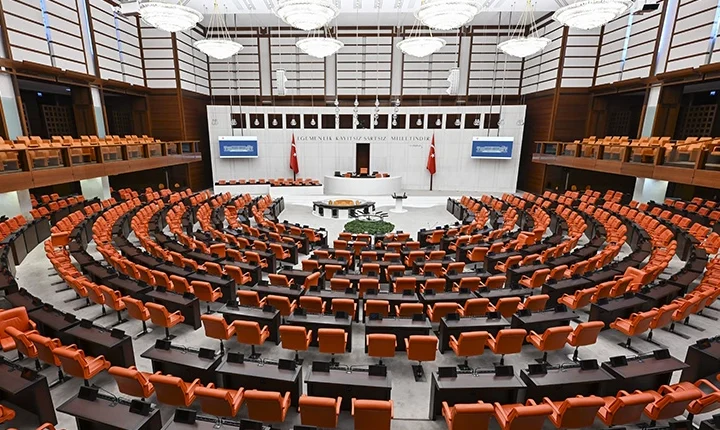 TBMM Tatile Girdi: Meclis 1 Ekim'de Yeniden Toplanacak