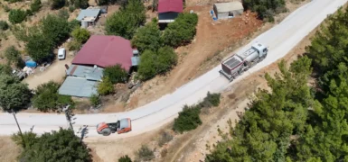 Mersin Büyükşehir’den Balandız’a Üretici Yolu Desteği