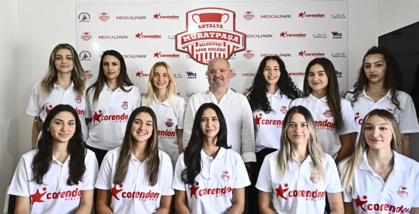 Muratpaşa Belediyesi Kadın Voleybol Takımı Kadrosunu Güçlendirdi