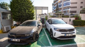 Narlıdere’de Elektrikli Araç Şarj İstasyonları 5 Bin Kullanıcıya Ulaştı