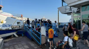 İzmir’den Urla ve Mordoğan’a Yaz Seferlerine Yoğun İlgi