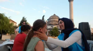 “Mahallemde Neşe Var” Bu Kez Söğütlü Yeniköy’de Çocuklarla Buluştu