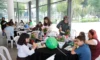 İnegöl’de Anne ve Çocuklar Atıkları Saksıya Dönüştürdü