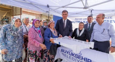 İzmir’de İncir Üreticilerine 10 Bin Kerevet Desteği