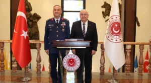 Bakan Güler, Hava Kuvvetleri Komutanı Orgeneral Dalkıran’ı Kabul Etti