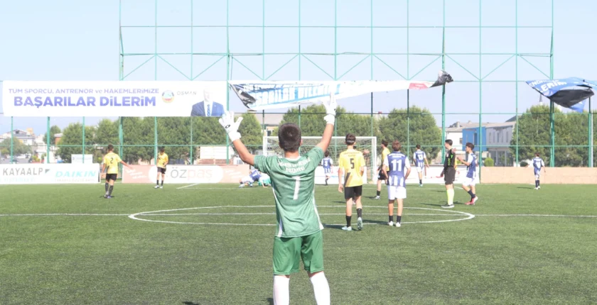 Sakarya’da 30 Ağustos’a Özel Futbol Turnuvası Başladı