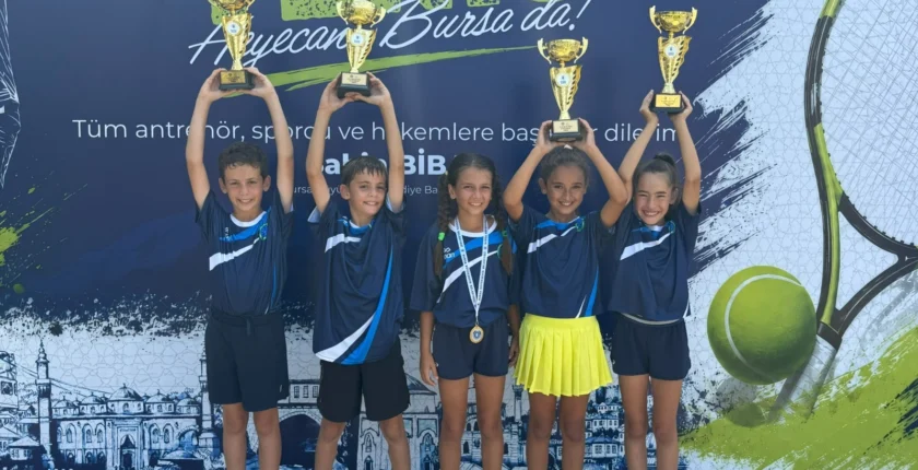 Bursa’da 8-9-10 Yaz Kupası’nda Büyükşehir Belediyespor Başarısı