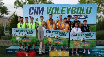 Selçuklu’da Çim Voleybol Turnuvası Finalle Tamamlandı