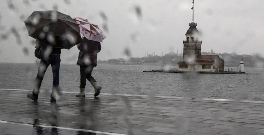 İstanbul İçin Yağış Uyarısı: Sıcaklıklar Mevsim Normallerinin Altına İnecek