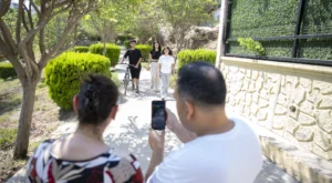 Mersin’de Gençlerden Engelleri Algılayan Akıllı Şapka Mersin’de Gençlerden Engelleri Algılayan Akıllı Şapka