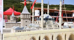Saros Körfezi’nde Yapay Resif Projesiyle Deniz Yaşamına Destek Saros Körfezi’nde Yapay Resif Projesiyle Deniz Yaşamına Destek