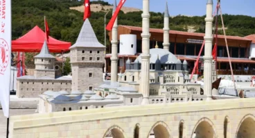 Saros Körfezi’nde Yapay Resif Projesiyle Deniz Yaşamına Destek