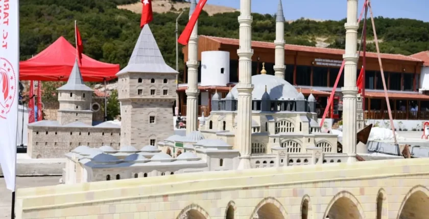 Saros Körfezi’nde Yapay Resif Projesiyle Deniz Yaşamına Destek