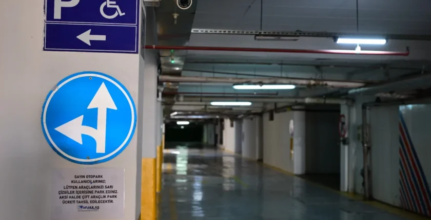 Manisa’da Kültür Sitesi Otoparkı Yenilenerek Hizmete Sunuldu