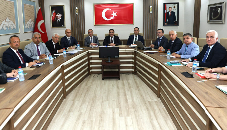 Sakarya eğitimine ilçe müdürleriyle mercek