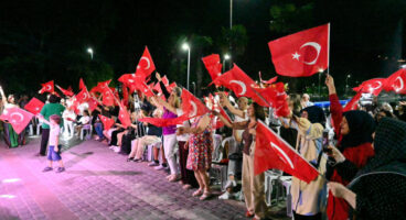 Bursa Kültürpark'ta zafer coşkusu