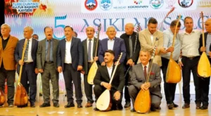 5. Uluslararası Âşıklar Şöleni'nde renkli görüntüler