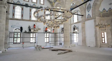 6 Şubat depremlerinde ağır hasar gören Yeni Cami eylülde açılacak
