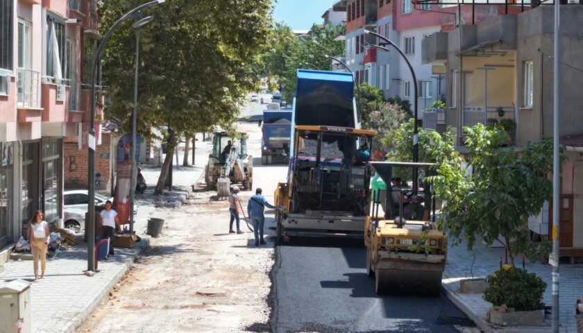 Soma Turgutalp Mahallesi ilk kez sıcak asfaltla buluşuyor