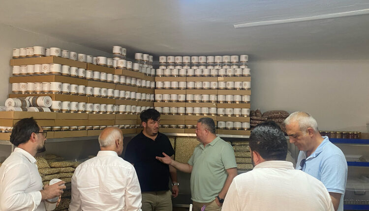 Artvin Ticaret Borsası'ndan fındık üretim tesisine ziyaret