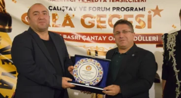 Agil Alesger Türkiye’de “Uluslararası Medya ve İletişim Ödülü”ne layık görüldü