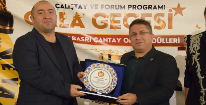 Agil Alesger Türkiye’de “Uluslararası Medya ve İletişim Ödülü”ne layık görüldü