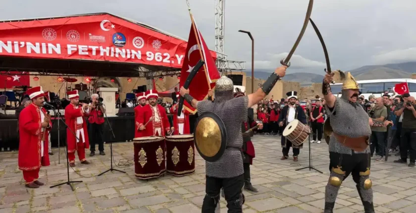 Ani’nin Fethinin 962. Yılı coşkuyla kutlandı