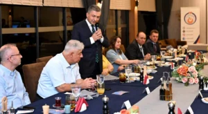 Antalya’da 3 komutana veda