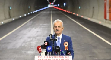 Bakan Uraloğlu: Çamlıhemşin Tüneli yıllık 772 milyon lira tasarruf sağlayacak