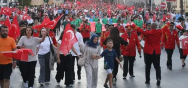 Balıkesir’de Zafer yürüyüşüne damga vuran anlar