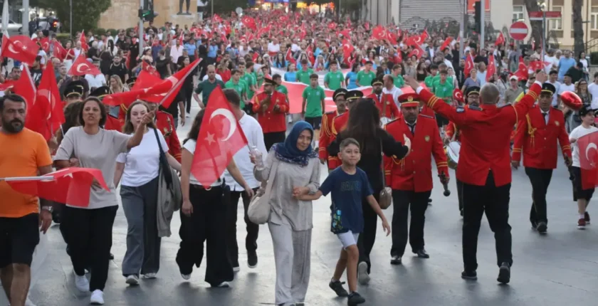 Balıkesir’de Zafer yürüyüşüne damga vuran anlar