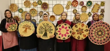Buğday sapları sanat eserine dönüşüyor